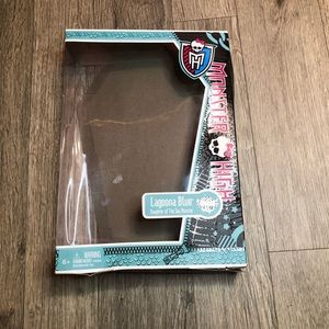 ORIGINAL Monster High Lagoona Blue Schools Out Empty Box